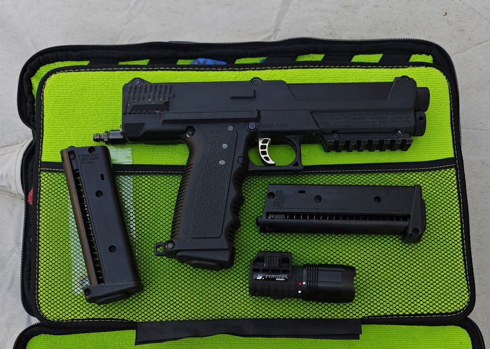 Kit Paintball Tpx + Veste Tactique + bouteille 400 Presles-en-Brie (77)