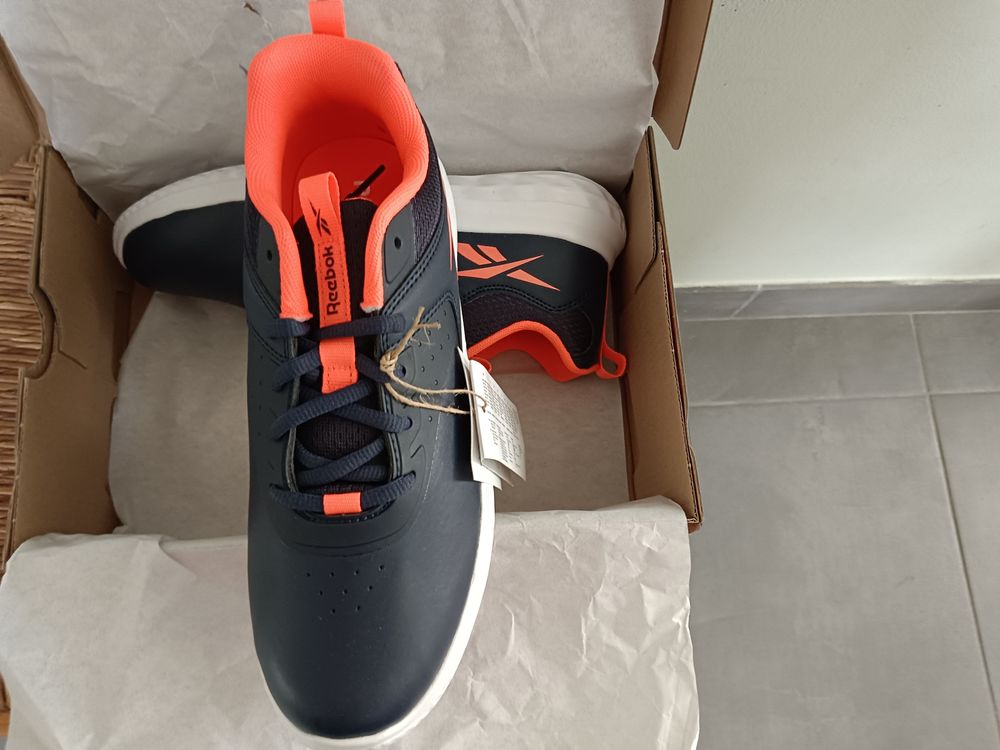 Paire de basket reebok sport 25 Virieu-le-Grand (01)