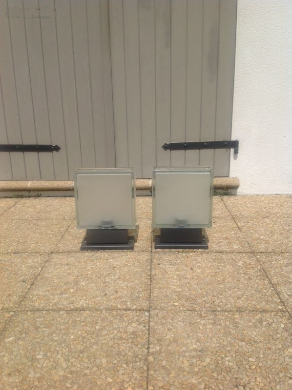 Paire de bornes lumineuses - lampes d'ext�rieur de jardin 50 La Bernerie-en-Retz (44)