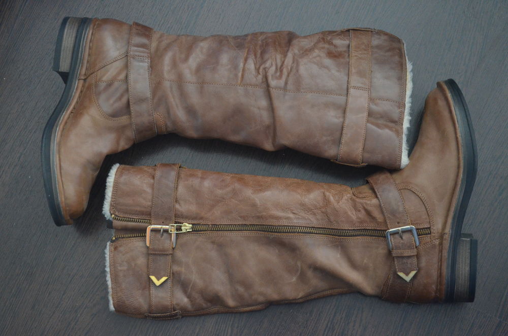 Paire de bottes bata 50 Bezons (95)