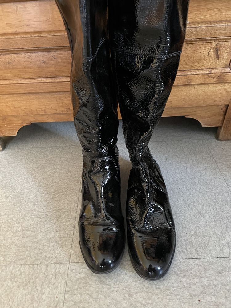 Paire de bottes de marque  Buffalo London  en bon �tat 55 Cran-Gevrier (74)