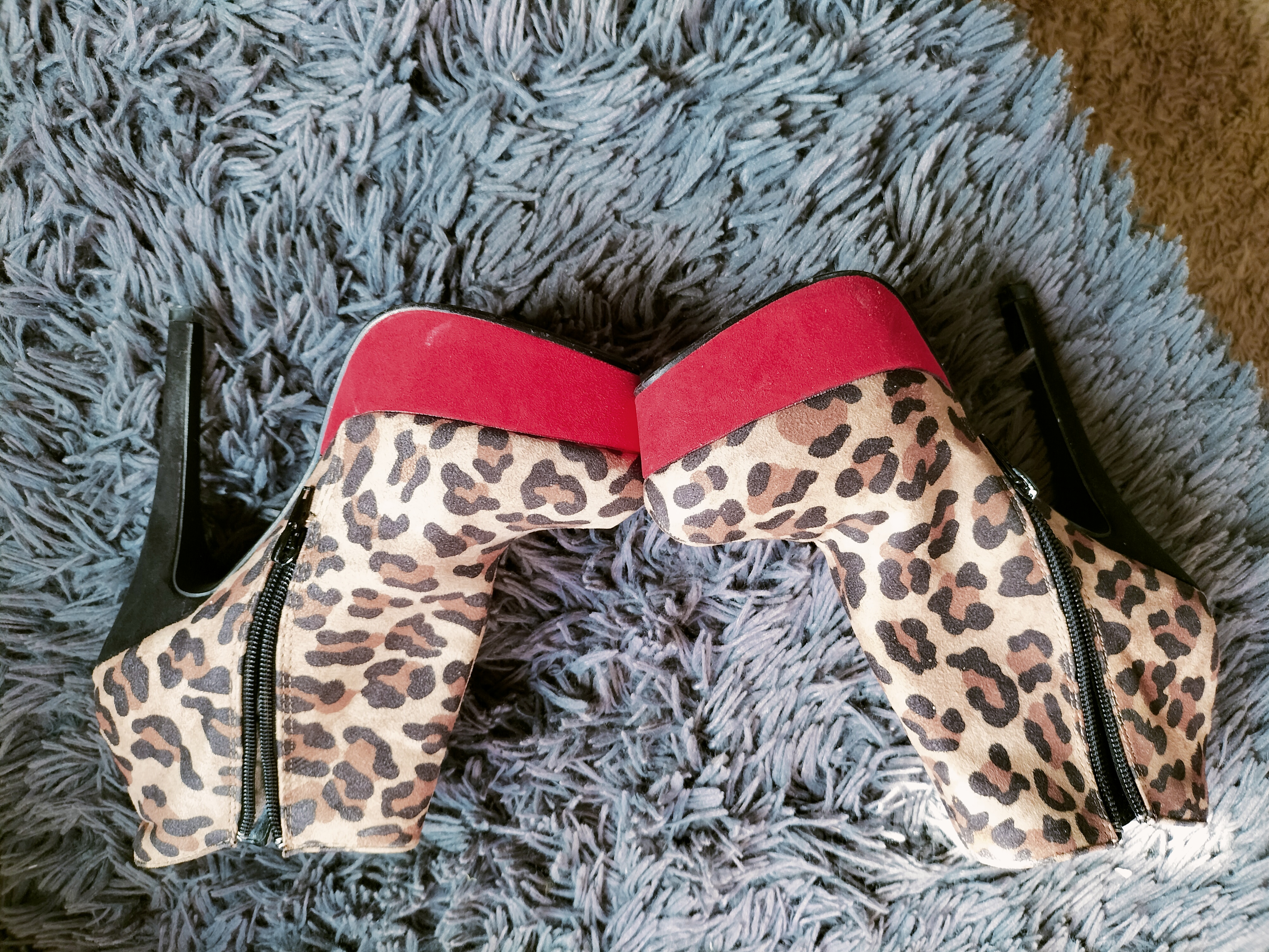 Paire de bottines gorgeous 15 Mantes-la-Jolie (78)