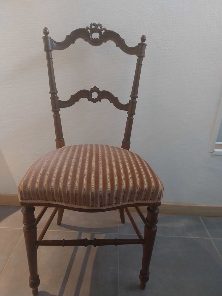 Paire de chaises anciennes 30 Saint-Jean-du-Falga (09)