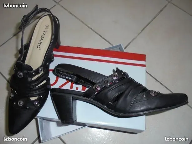 1 paire de chaussure dame 9 Aix-Noulette (62)