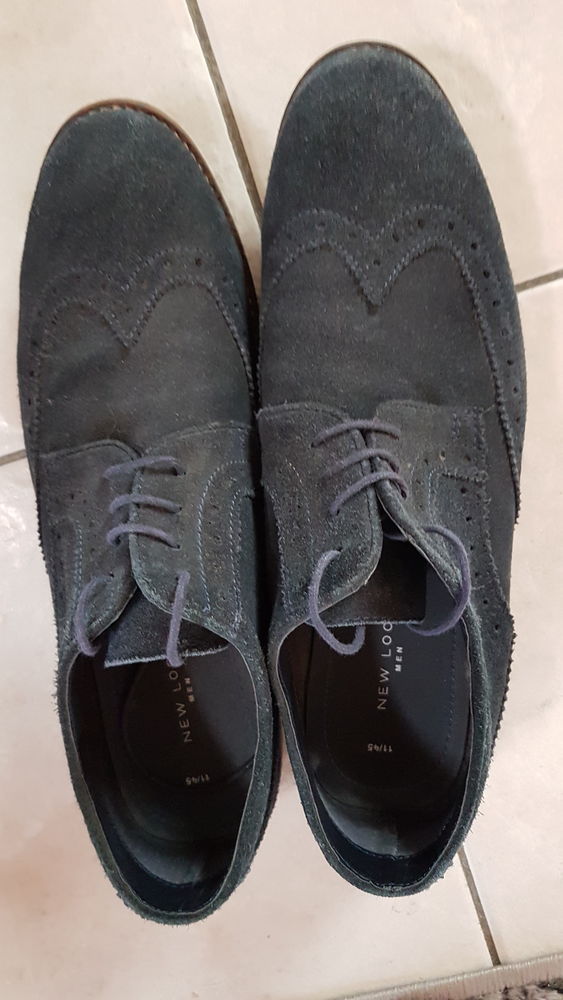 Paire de chaussure taille 45 homme
en cro�te de cuir
10 Montussan (33)