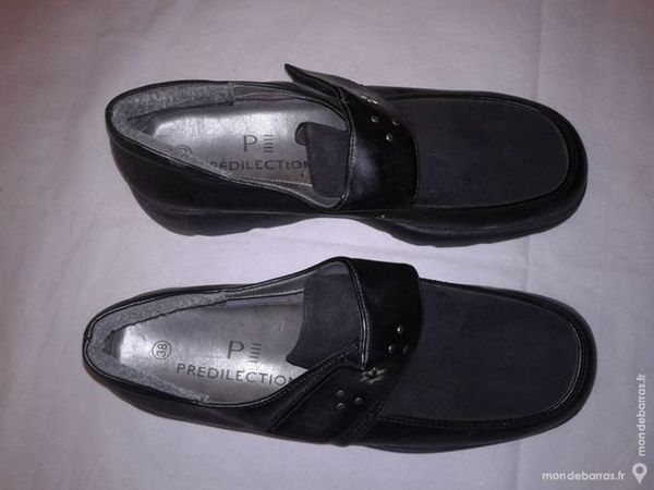 paire de chaussures femme 30 Castres (81)