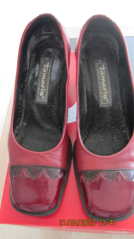 PAIRE DE CHAUSSURES FEMME CUIR ROUGE TAMARIS POINT 40 30 Coquelles (62)