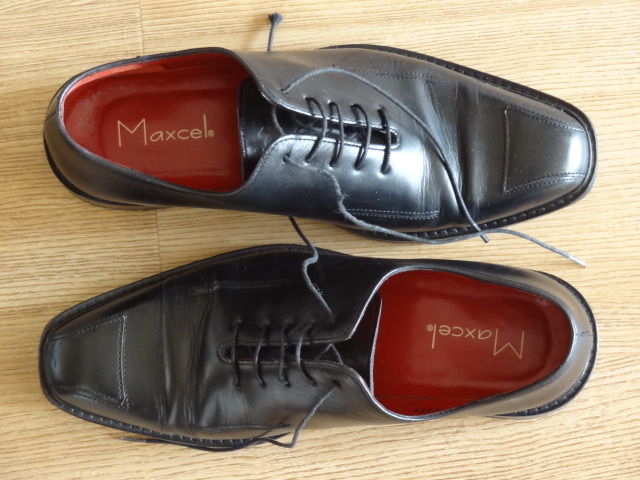 Paire de chaussures de ville tout cuir ( T42 ) homme  20 Enghien-les-Bains (95)