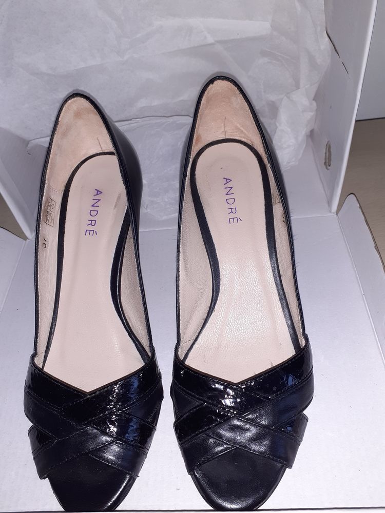 PAIRE de chaussures 40 Le Perreux-sur-Marne (94)