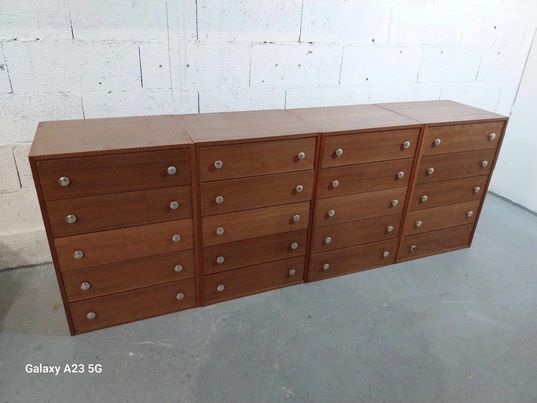 Paire de chiffonniers en noyer D'amerique 1980
450 Toulouse (31)