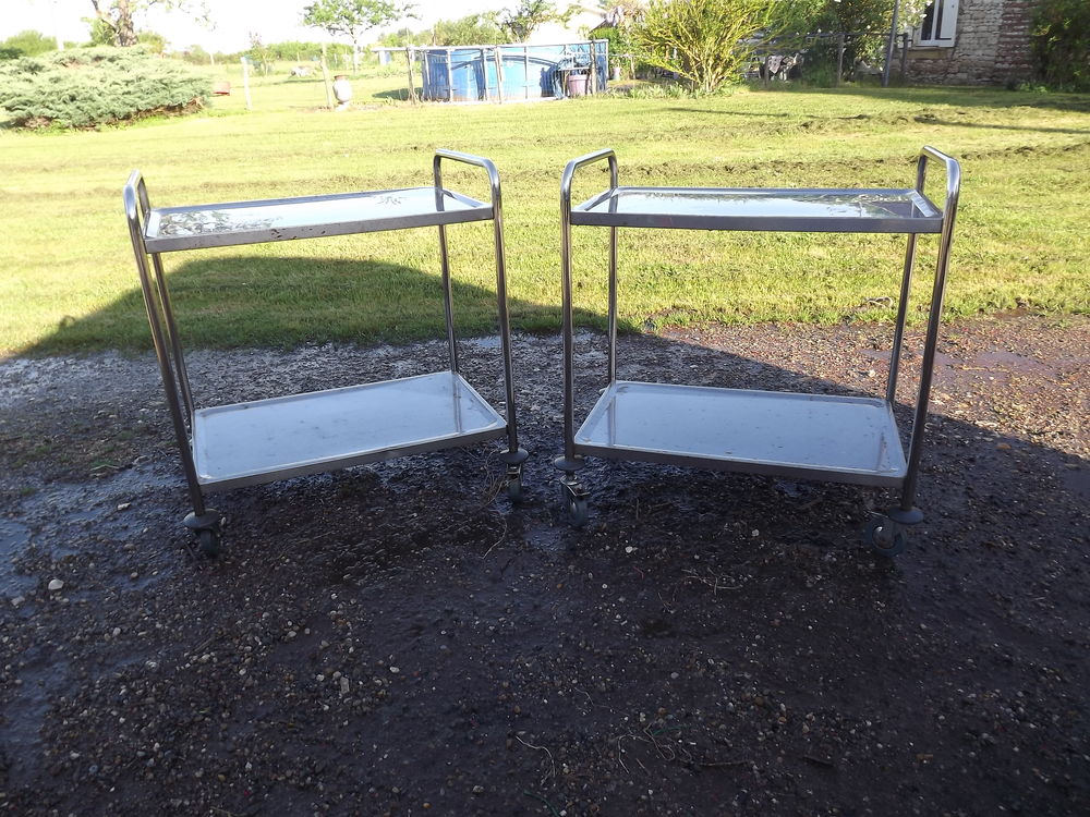 Paire de Dessertes Inox de Collectivit� 220 Gardonne (24)