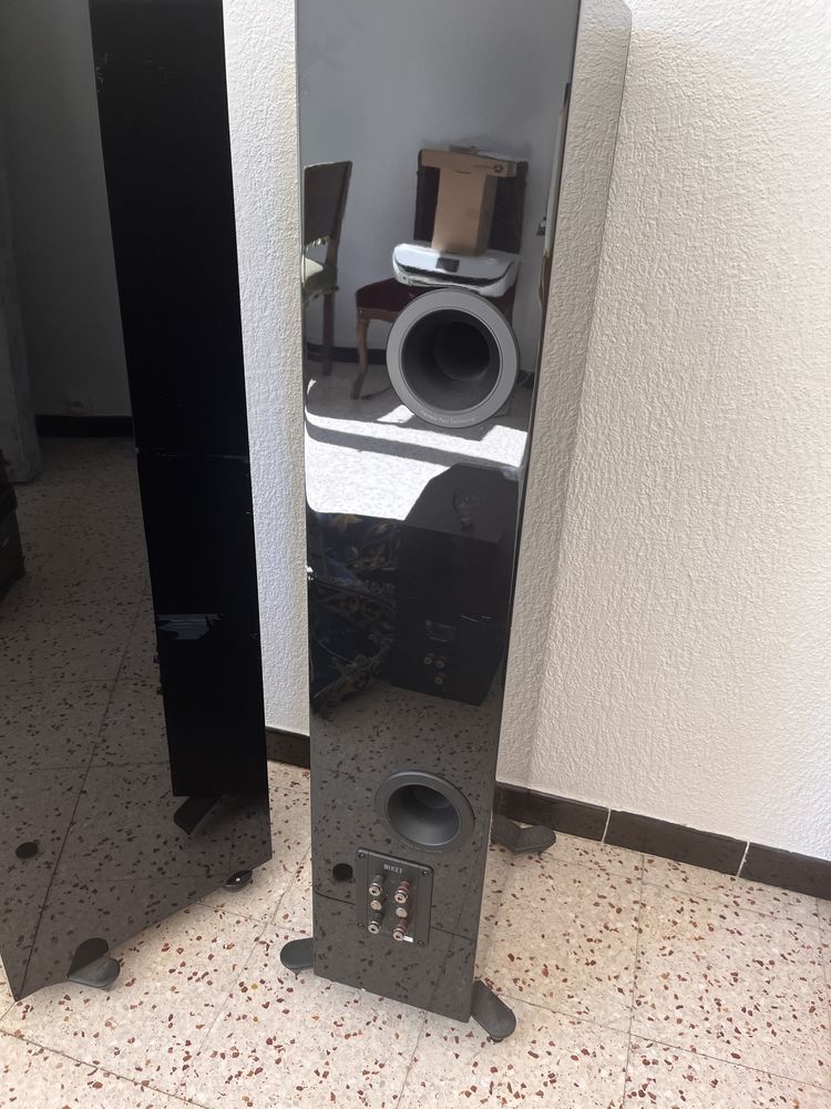 Paire d'enceintes tr�s haute qualit� KEF R5 Meta 2500 La Seyne-sur-Mer (83)