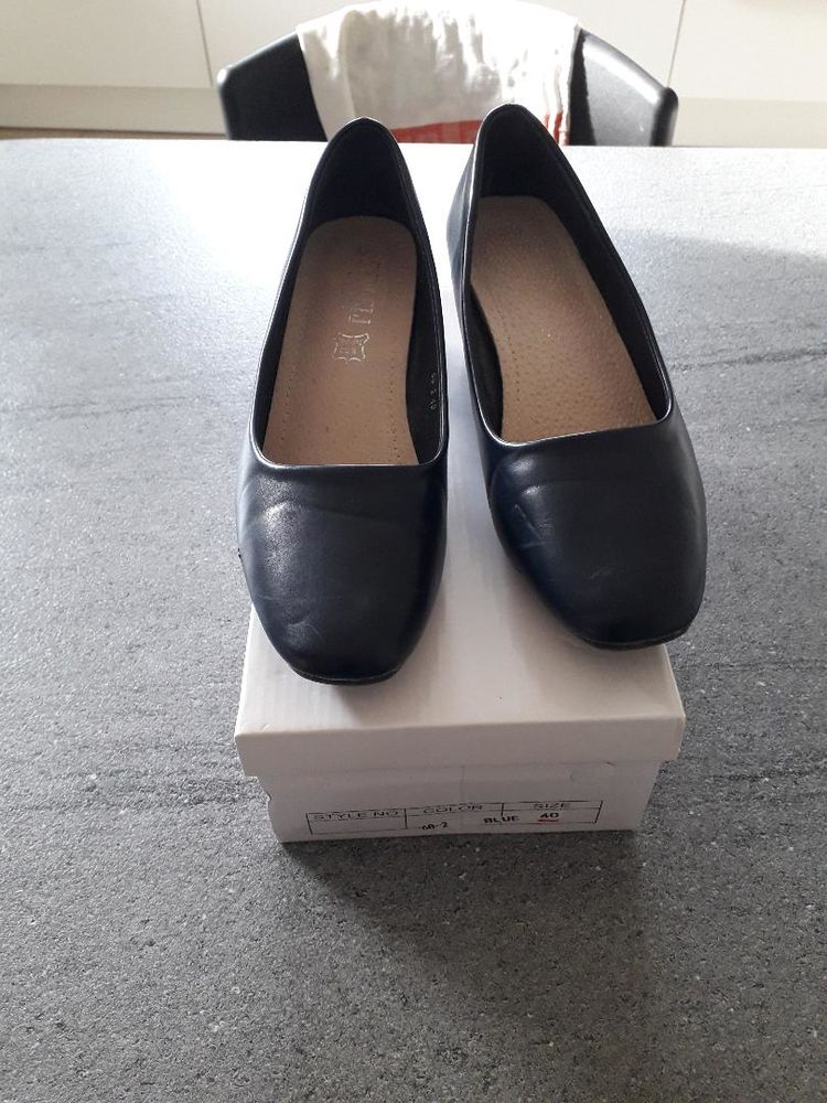 PAIRE D'ESCARPINS 10 Balaruc-les-Bains (34)