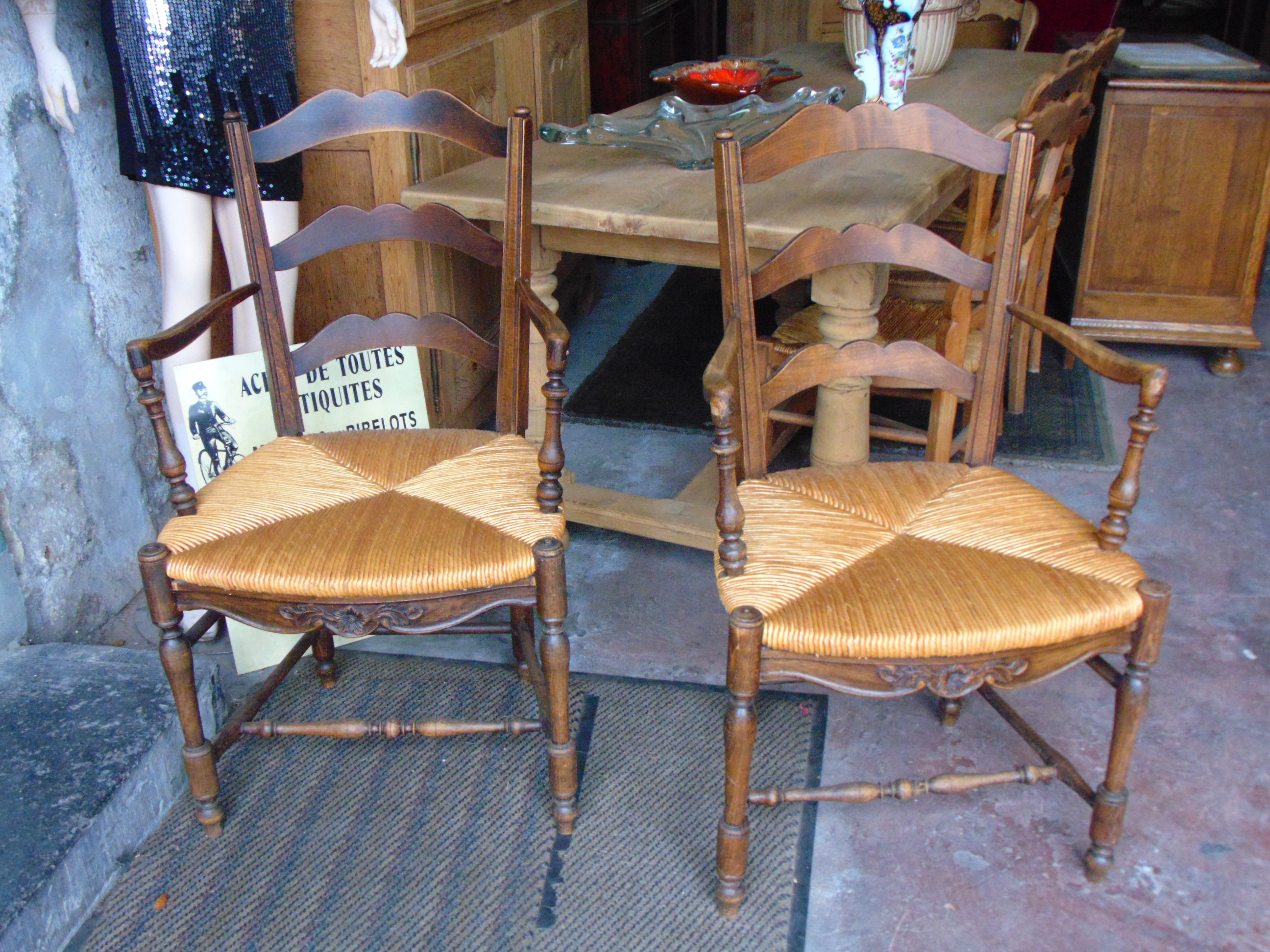 paire de fauteuils rustiques 80 Bruay-sur-l'Escaut (59)