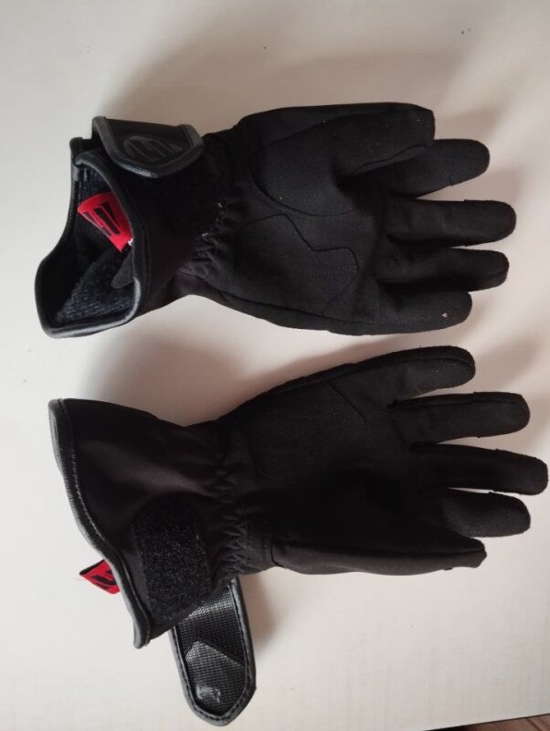 PAIRE DE GANTS FEMME MOTO THINSULATE 3m 0 Tours (37)