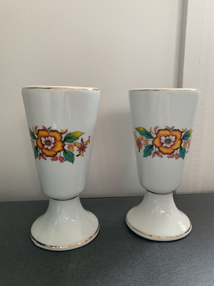 Paire de mazagrans en fa�ence blanche avec motif floral vint 10 Rennes (35)