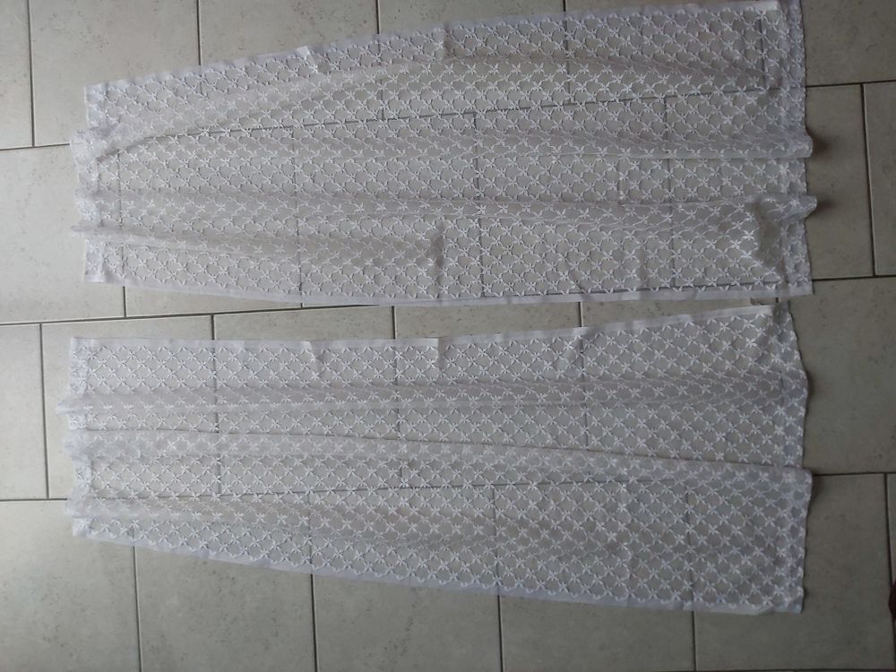 Paire de rideaux blancs comme neufs 4 Gaillon (27)