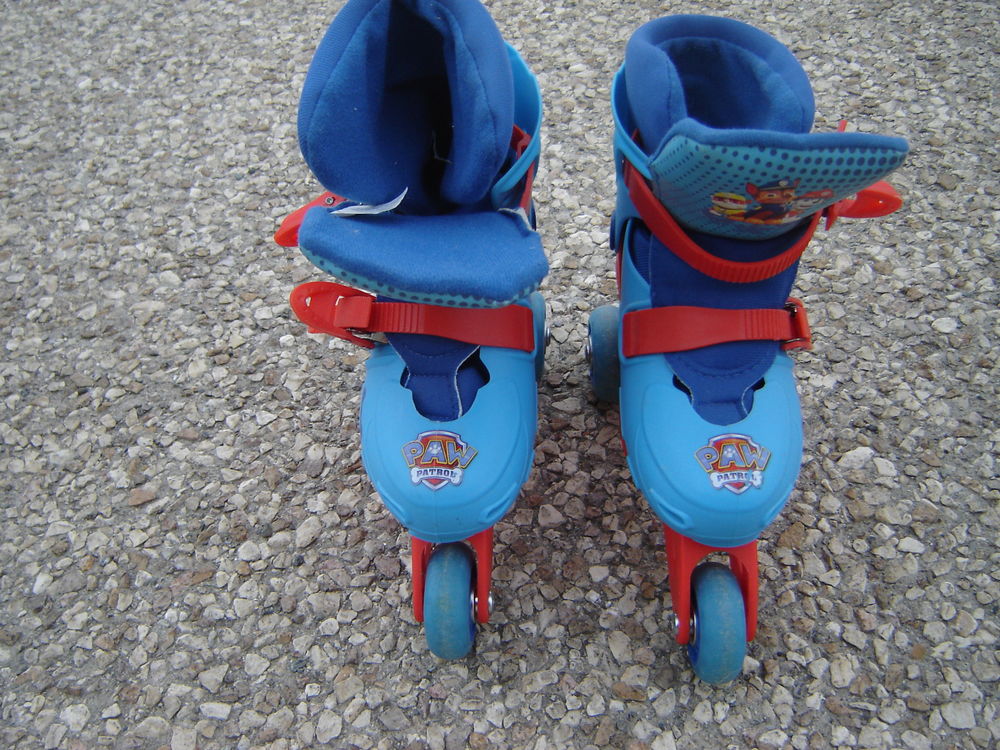 1 PAIRE DE ROLLER PAT PATROUILLE 25 Malissard (26)