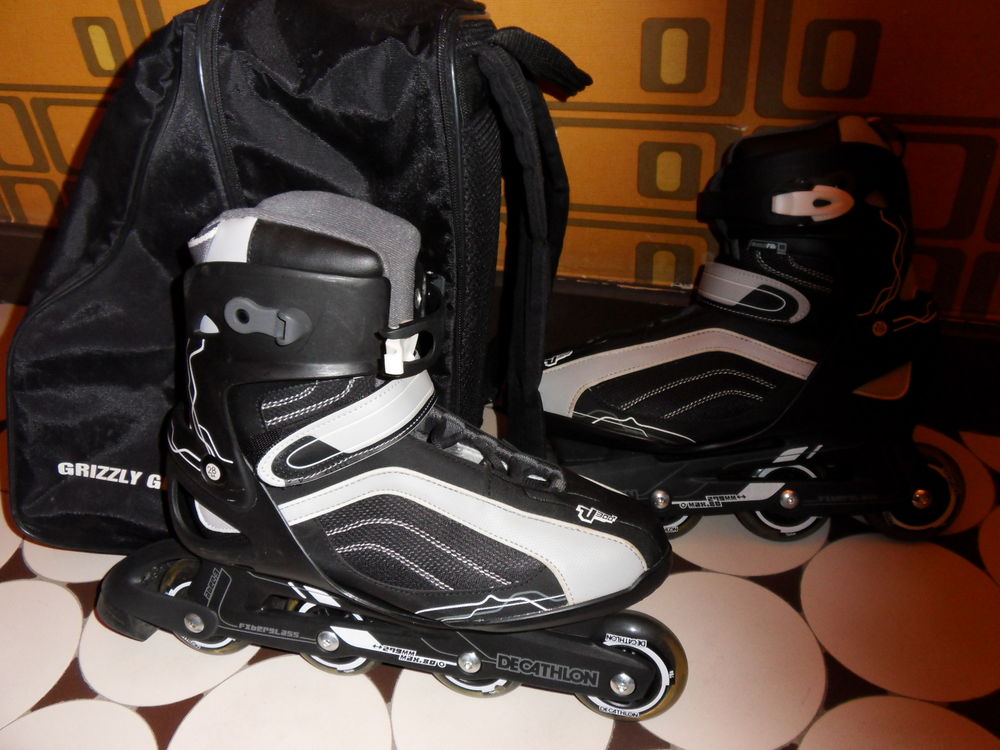 Paire de ROLLERS ayant peu servi (de DECATHLON)
taille 44 0 Oullins (69)