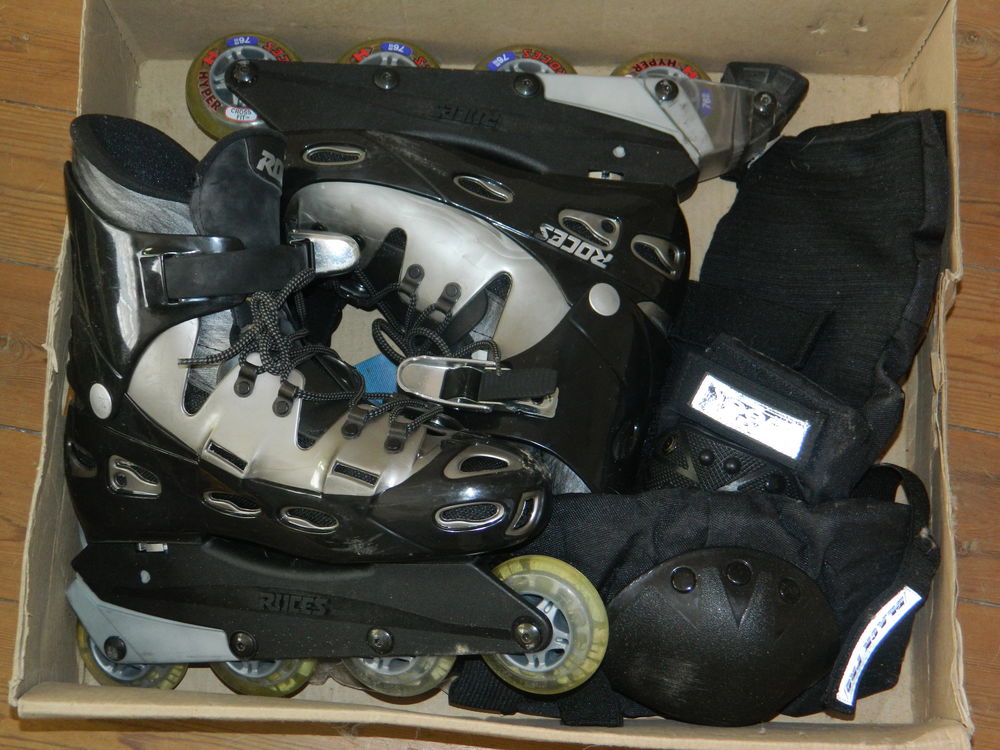 UNE PAIRE DE ROLLERS EN ETAT NEUF 55 Englebelmer (80)