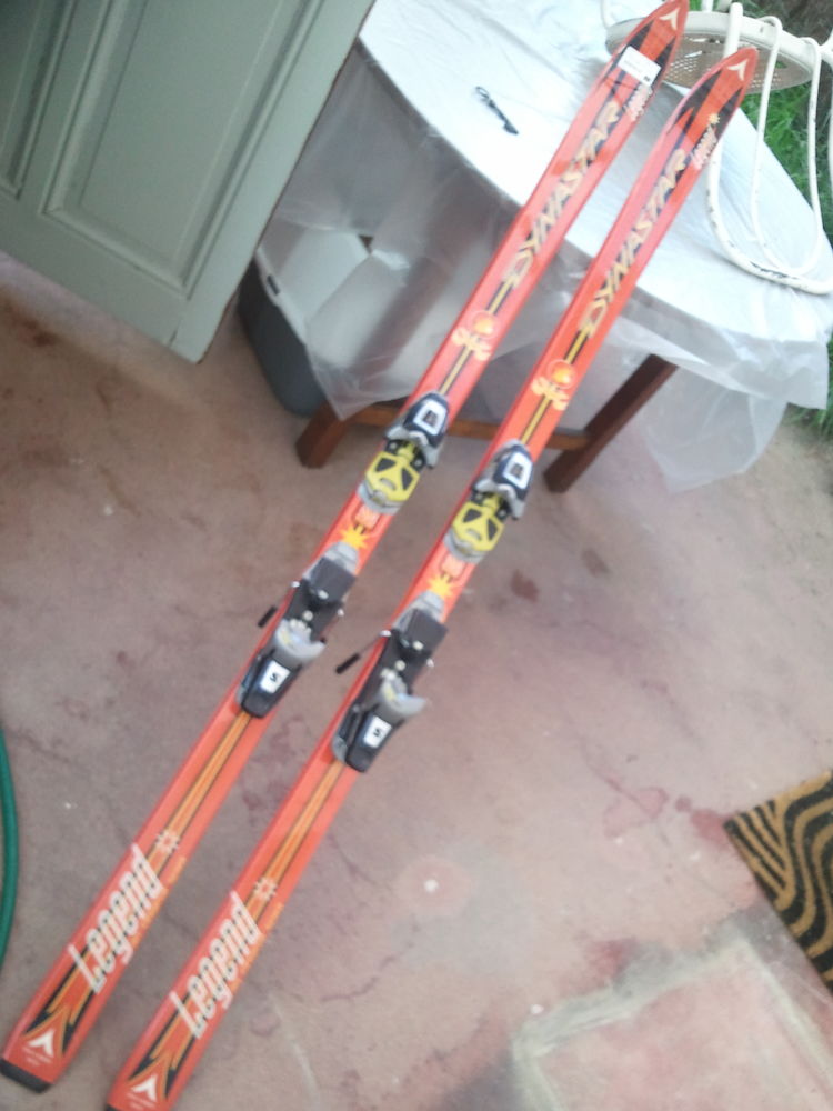 Paire de skie alpin 45 Villechen�ve (69)