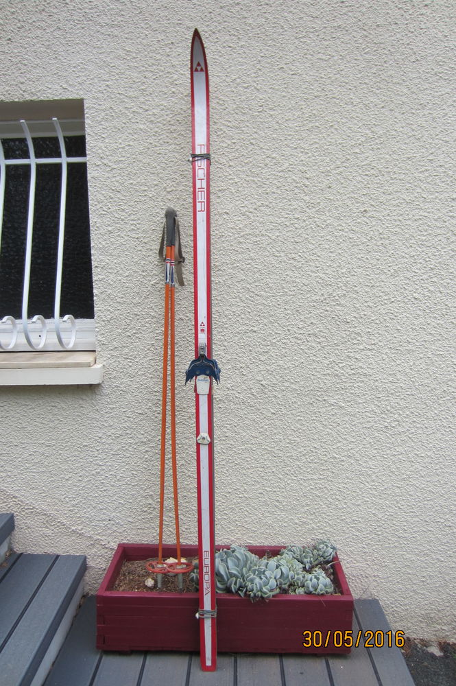 paire de skis 50 Fleurance (32)