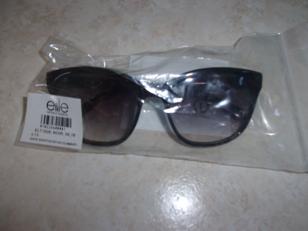 Paire de solaire Elite 1508 Noir et �tui (Neufs) 100 Ardoix (07)