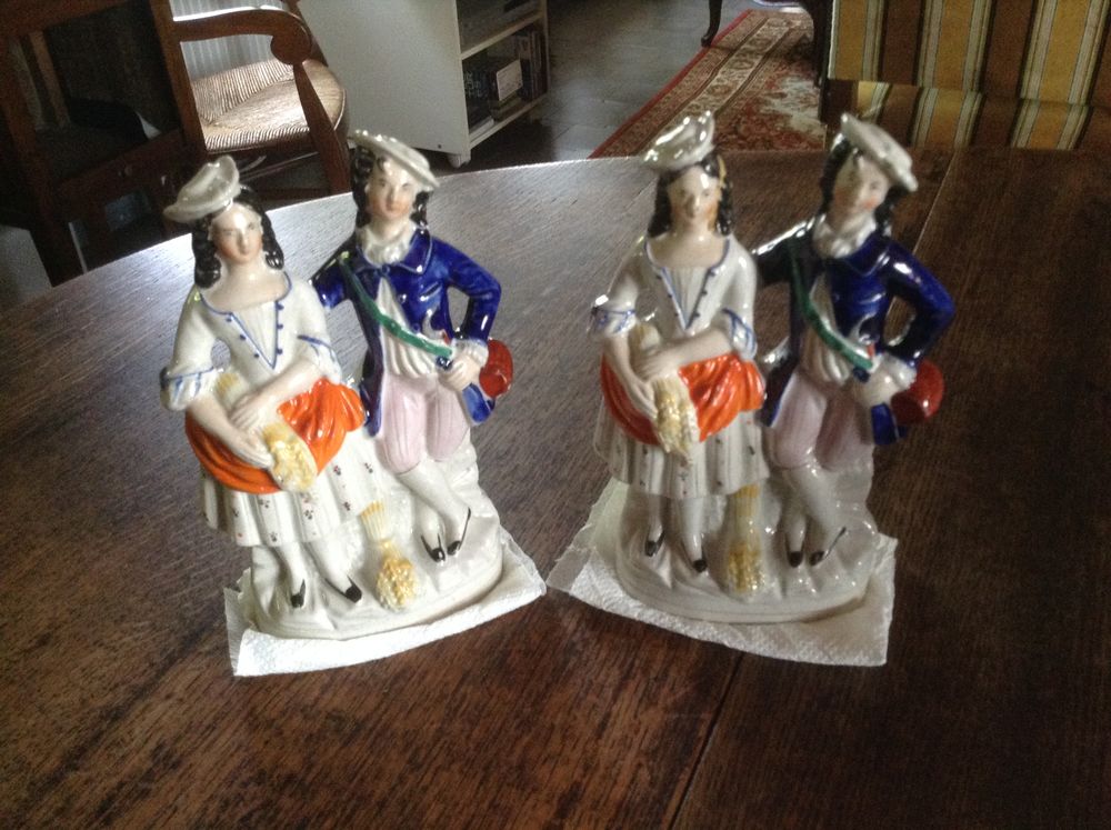 Paire de sujets
30 Nielles-l�s-Calais (62)