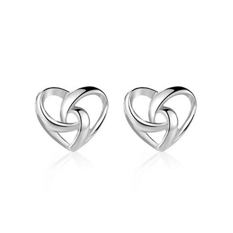 58 paires de boucles d'oreilles en forme de coeur 75 La Jaudonni�re (85)