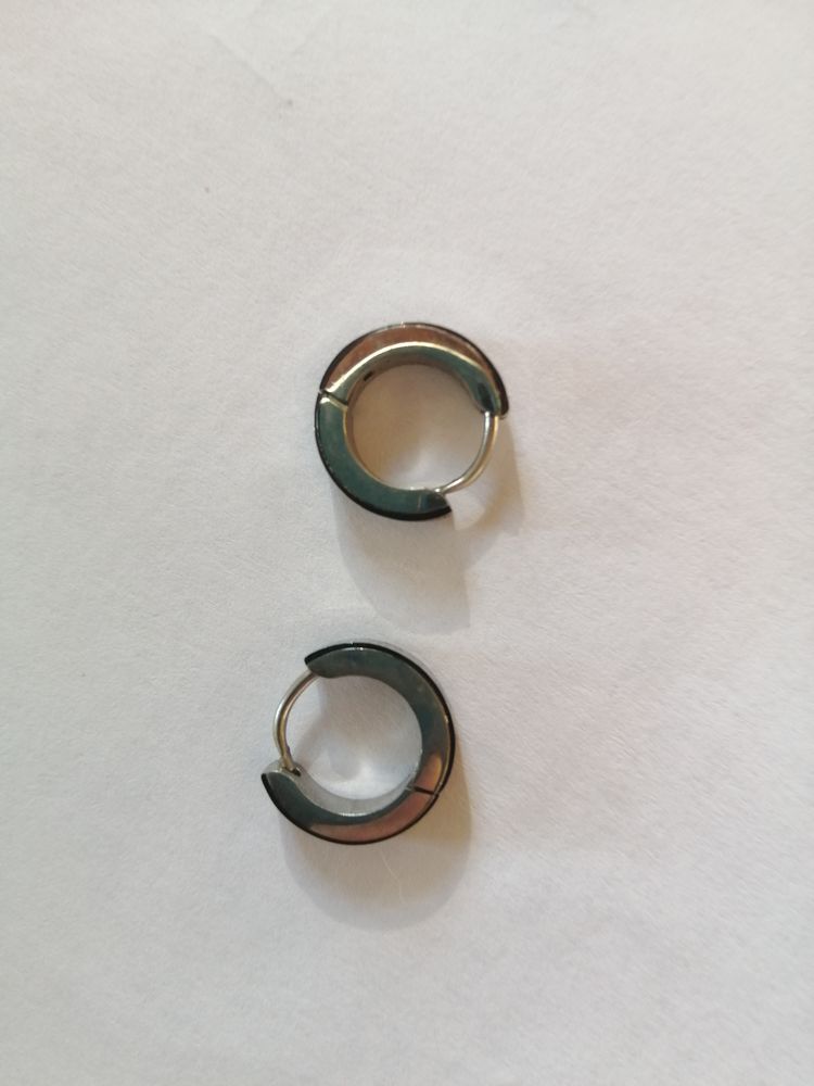 2 PAIRES DE BOUCLES D'OREILLES 15 Lanne (65)