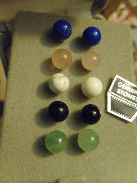 5 paires Boucles rondes Pierres V�ritables E.Neuf 50 Neuville-de-Poitou (86)