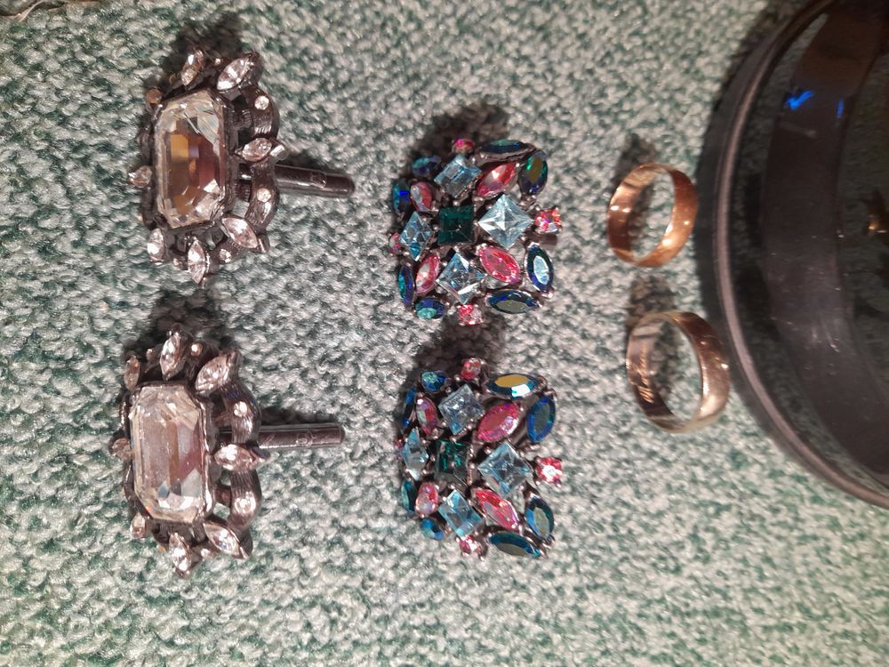 2 paires de boutons manchettes jeune cr�ateur 50 Saint-�gr�ve (38)