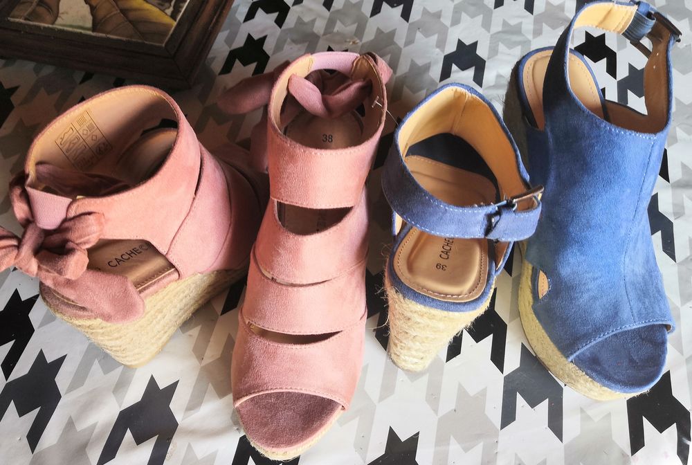 2 paires de caussures cash cash neuves 20 Bertric-Bur�e (24)