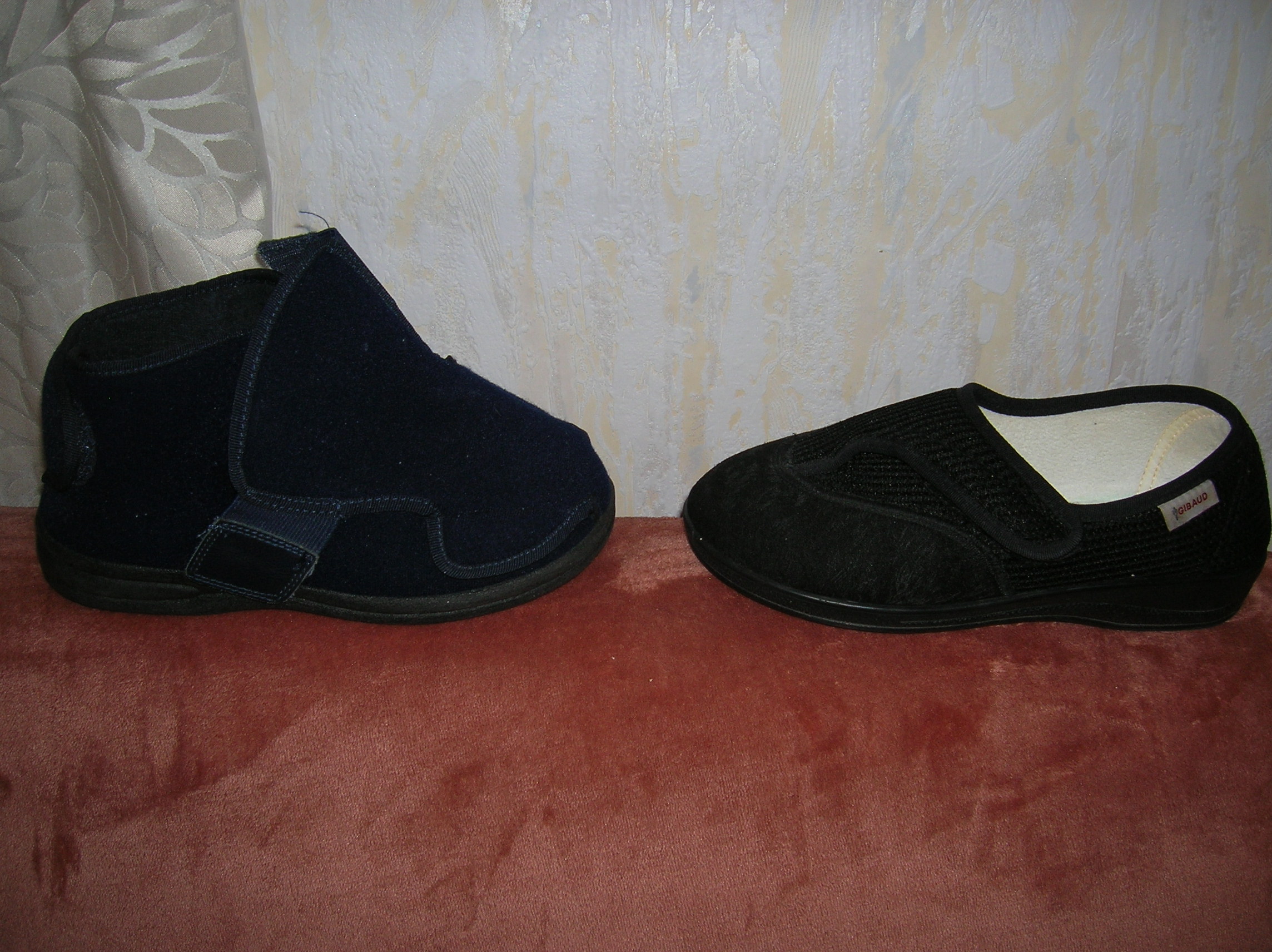2 paires chaussons femme 10 Reims (51)