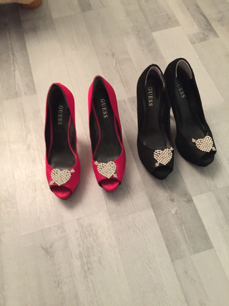 2 paires d'escarpins  GUESS 200 Antibes (06)