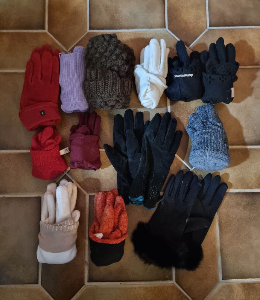 Lot de 12 paires de gants taille M 5 Vulbens (74)