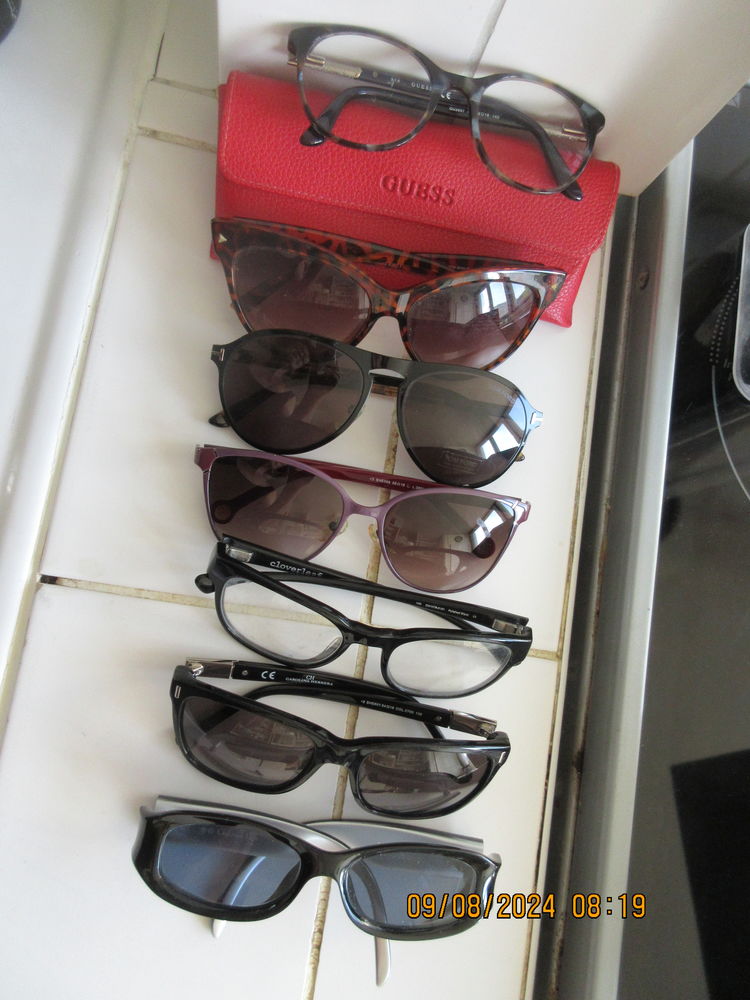 LOT DE 8 PAIRES DE LUNETTES  , 15 Paris 14 (75)
