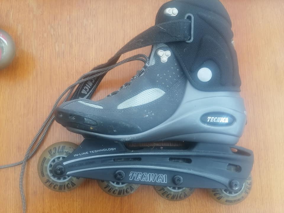  2 paires de roller protection 30 Breuillet (91)