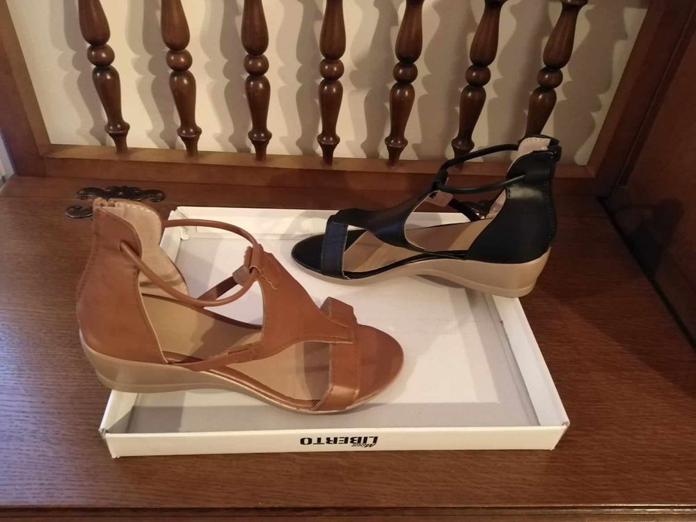 2 paires de sandales 30 Pr�cy-sous-Thil (21)