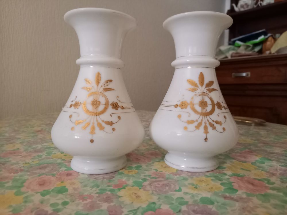 PAIRES VASES EN OPALINES NAPOLEON III 60 Muret (31)