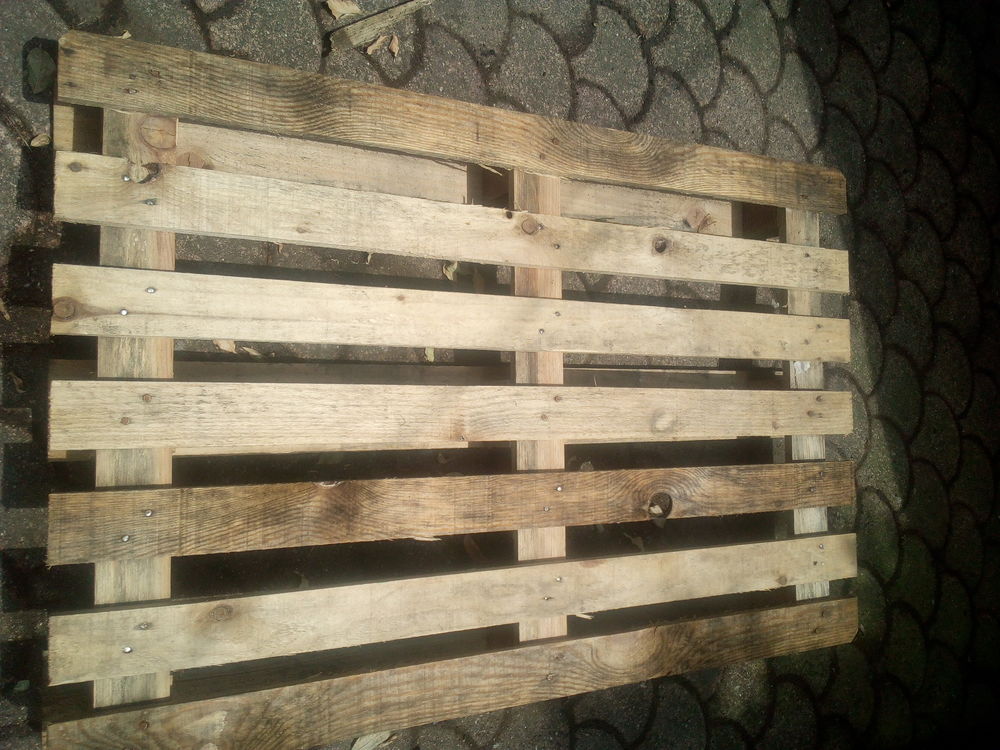 Palettes 800 x 1200 et 1200 x 1200 1000 x1000 en sapin 2 Joze (63)