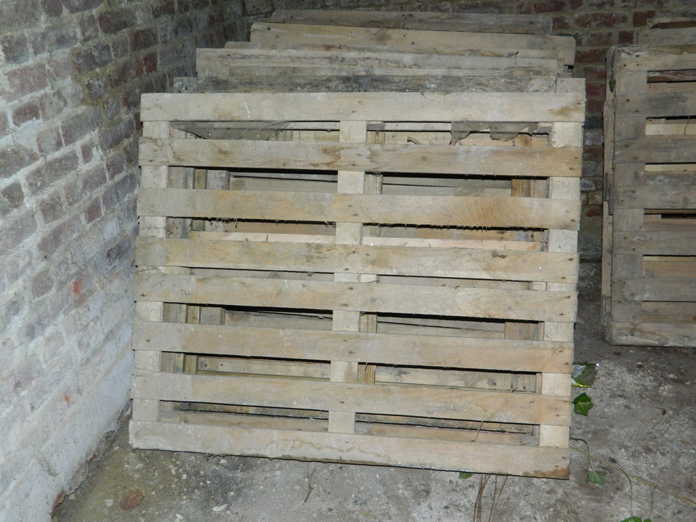Palettes  en  bois 2 Englebelmer (80)