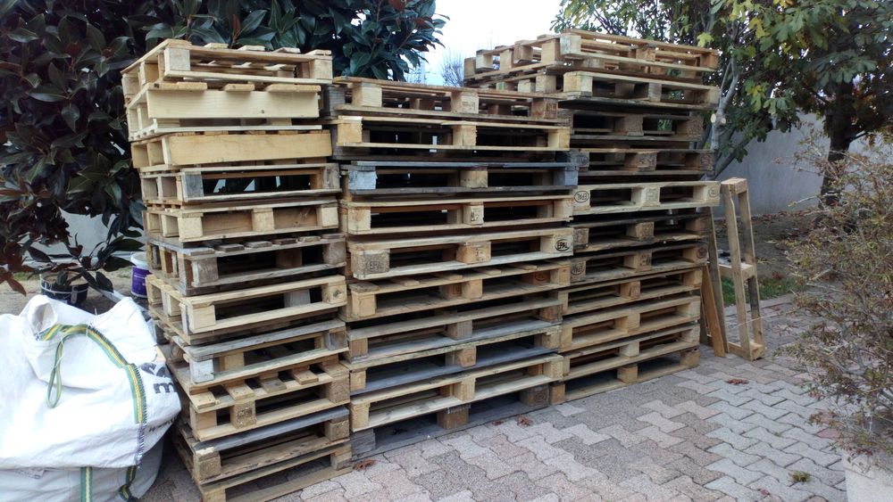 Palettes en bois 3 Montrond-les-Bains (42)