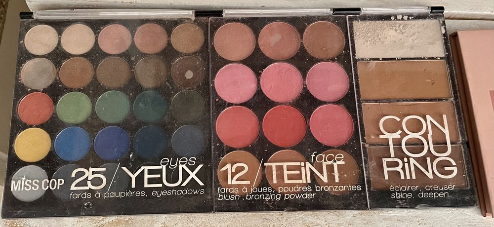 Palettes ombre � paupi�res 20 Sainte-Genevi�ve-des-Bois (91)