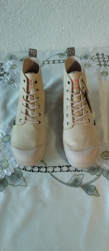 Palladium ? Pointure 42 ? Neuf avec �tiquette 60 Villeneuve-sur-Lot (47)