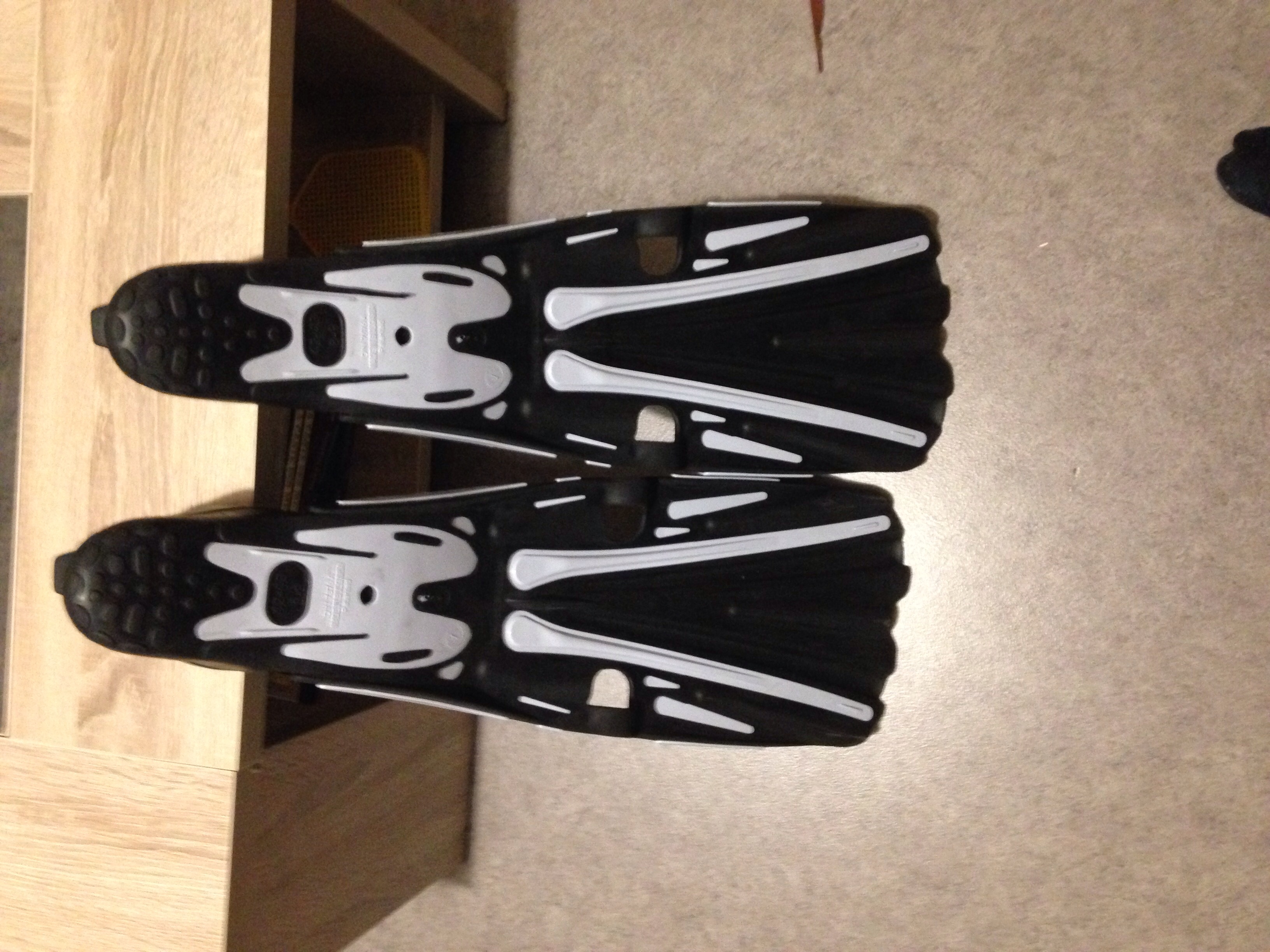 palmes mares Volorace taille 42 29 Saint-Barth�lemy-d'Anjou (49)