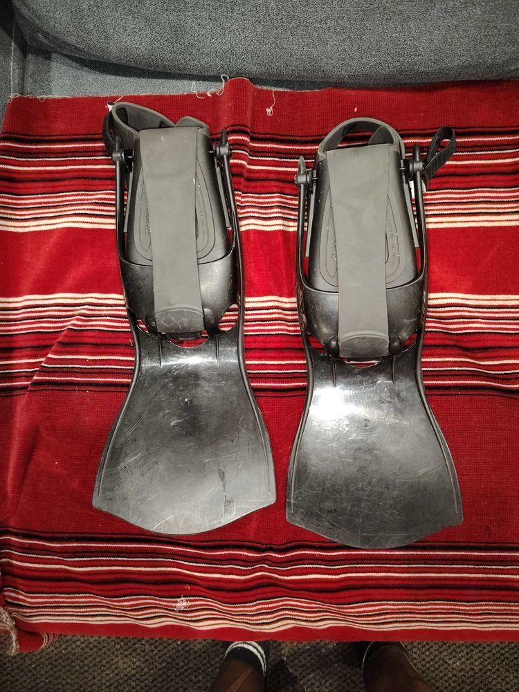 Palmes de plong�e 8 Revest-les-Roches (06)