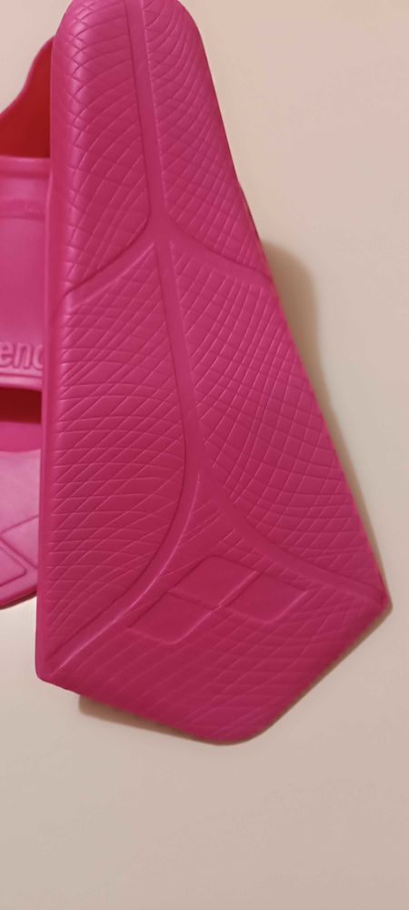 palmes 25 Nanterre (92)