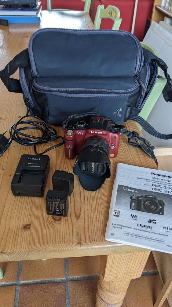 PANASONIC LUMIX DMC G1K avec objectif 14-45
0 Sainghin-en-M�lantois (59)