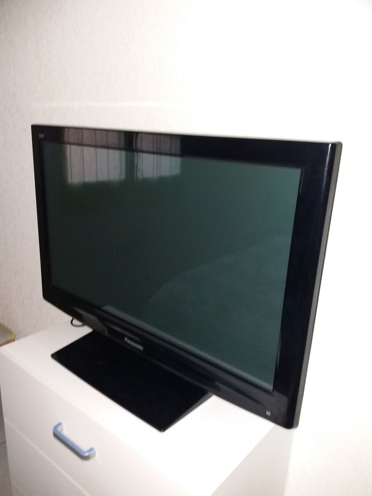 TV Panasonic 180 Agde (34)